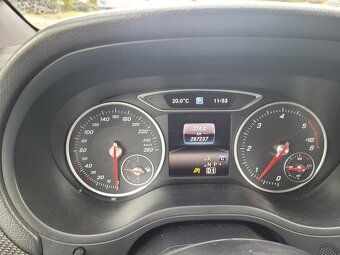 Predám Mercedes Benz B 200 d - 4