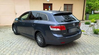 Toyota Avensis Combi 2.0D-4D 93Kw R.V.09/2010 M6 - 4