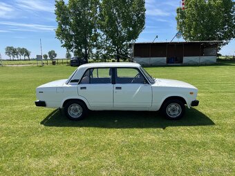 Lada 2105 1300 - 4