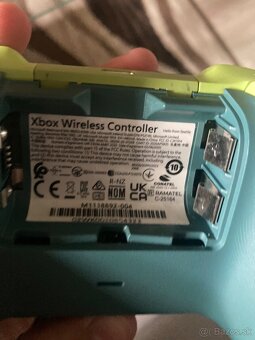 Xbox one ovládač - 4