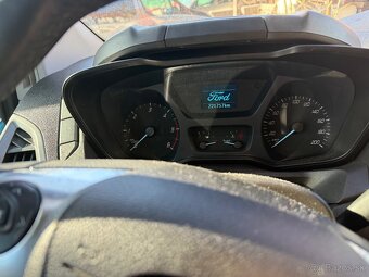Ford Tourneo Custom - 4