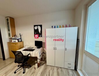 Na PREDAJ:  moderná Garsónka s LOGGIOU, vaňou a pivnicou - B - 4
