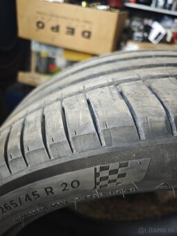 265/45 r20 - 4