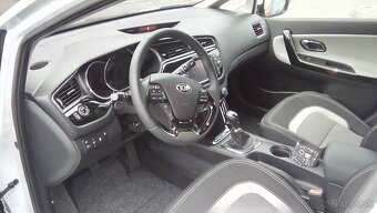 KIA Ceed 1.4 CVVT UEFA edicia Gold+Platinum - 4