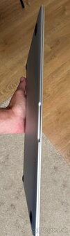 Macbook Air 13 (Early 2015) - 4