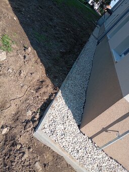 Pokládka zámkovej dlažby - 4