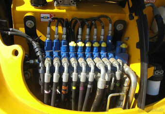 Minibager JCB 8055RTS (5,5 t) + 3× lyžica | 1 074 MTH - 4