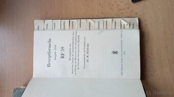 Knihy z lekárskeho prostredia o liekoch. - 4