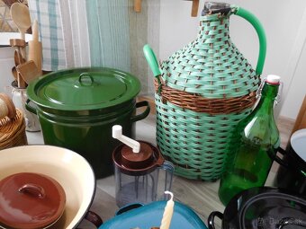 Smaltované na chalupu-do kuchyne - 4