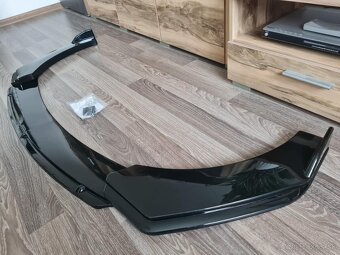 Predný spojler pod nárazník vhodný pre modely AUDI BMW - 4