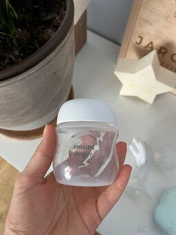 Elektoronicka odsavačka mlieka Avent - 4