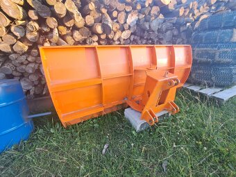 Predám snežné pluhy - 4