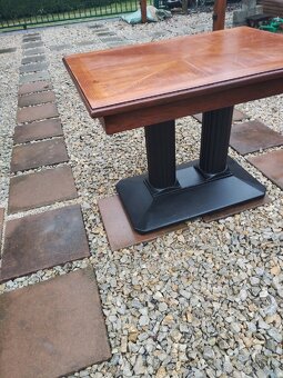 Starý stôl po repase - 4