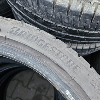 215/40 r18 Bridgestone - 4