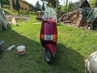 Piaggio - 4