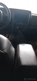 Predám jeep Cherokee xj - 4