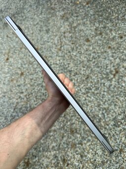 MacBook PRO 13, 500GB, 16GB, i7 touchbar - 4