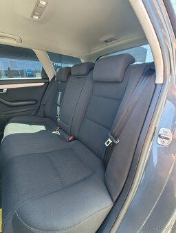 Audi A4 B7 Avant sedadlá - 4