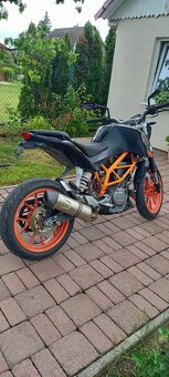 KTM Duke 390 - 4