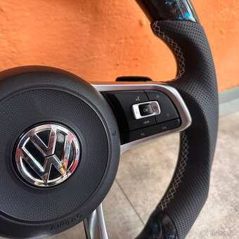 VOLANT VOLKSWAGEN R RLINE GTD GTI - KOZA / Modry KARBÓN - 4