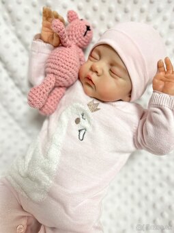 Realistická bábika Sofinka - 4