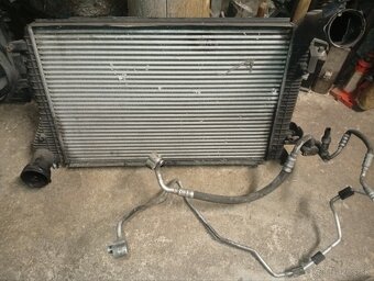 Octavia 2 chladiče - 4