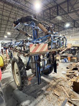 Predam postrekovac Agrio Napa 2500/18 - 4