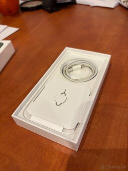 Iphone 13 - 4