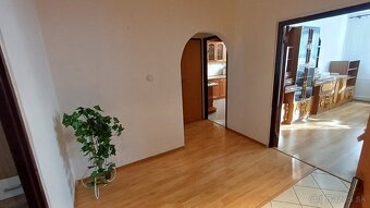 Prenajom 3 izbový byt - 4