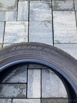 Gumy 255/45/r19 - 4