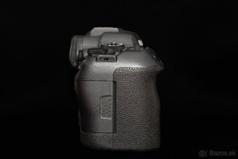 Canon EOS R6 II - 4