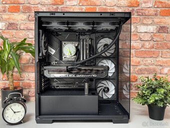 i5 12600K\32GB\RTX 4070Ti\SSD\1000W Zdroj - 4