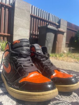 Jordan 1 retro high backboard - 4