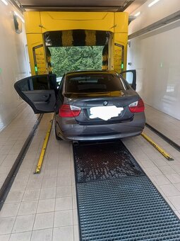 Predám BMW E90 benzín - 4