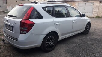 Kia ceed 1.6crdi - 4