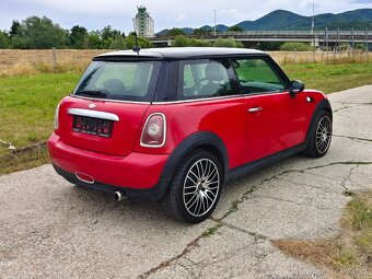 Mini Cooper 1.4 • 70kw • 2009 • Klima - 4