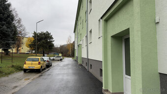 NA PREDAJ: 2i byt s balkónom v pôvodnom stave Valaská ul.TDH - 4