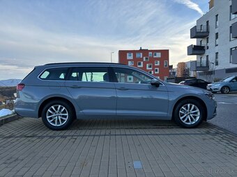 Volkswagen Passat Variant 110KW EVO TDI/7AT DSG - 4