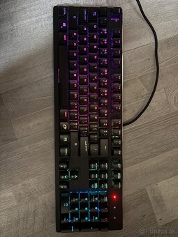 Mechanická herná klávesnica - 4