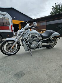 Harley-Davidson V-rod - 4