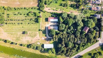 PENZIÓN S BUDOVAMI A VEĽKÝM POZEMKOM, SOMOTOR - 4