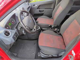 Predam Ford Fiesta 1.4benzin,62.700km,AUTOMAT - 4