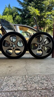 ORIGINÁLNE DISKY Z ĽAHKÝCH LIATIN GOLF GTI 245/45/18 4x18" - 4