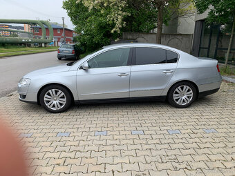 Predám VW Passat B6 2.0 TDI - 4