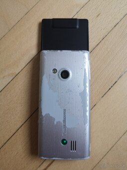 Sony Ericsson J20i poškodený LCD na ND - 4