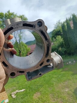 Predám valec Honda crf 450 11-16 mal by pasovať - 4