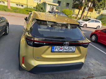 Yaris Cross - 4