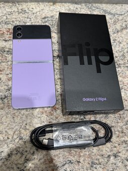 Predám Samsung Galaxy Z Flip 4 128gb - 4