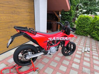 Predám GASGAS SM 700 - 4