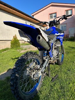 Yamaha YZ250F - 4